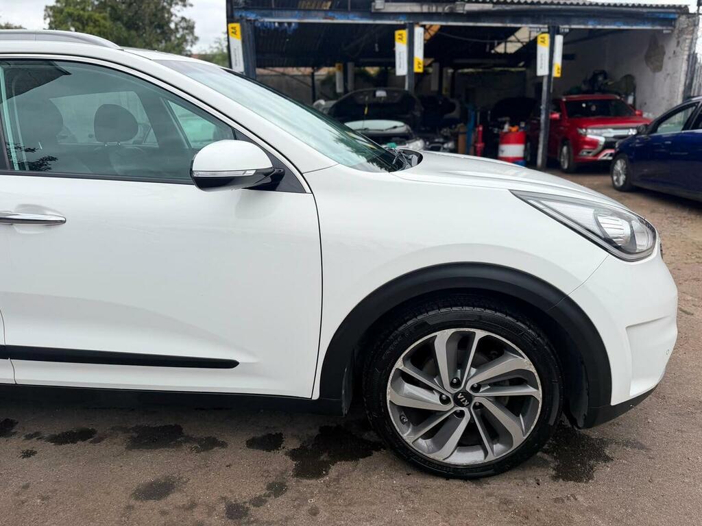 Kia Niro 1.6 Gdi Hybrid 3 Dct White #68