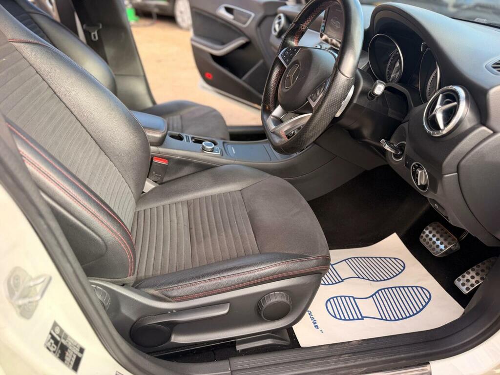 Mercedes-Benz CLA Class Cla180 Amg Sport White #27