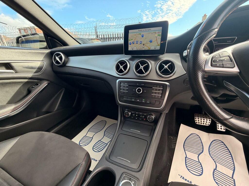 Mercedes-Benz CLA Class Cla180 Amg Sport White #22
