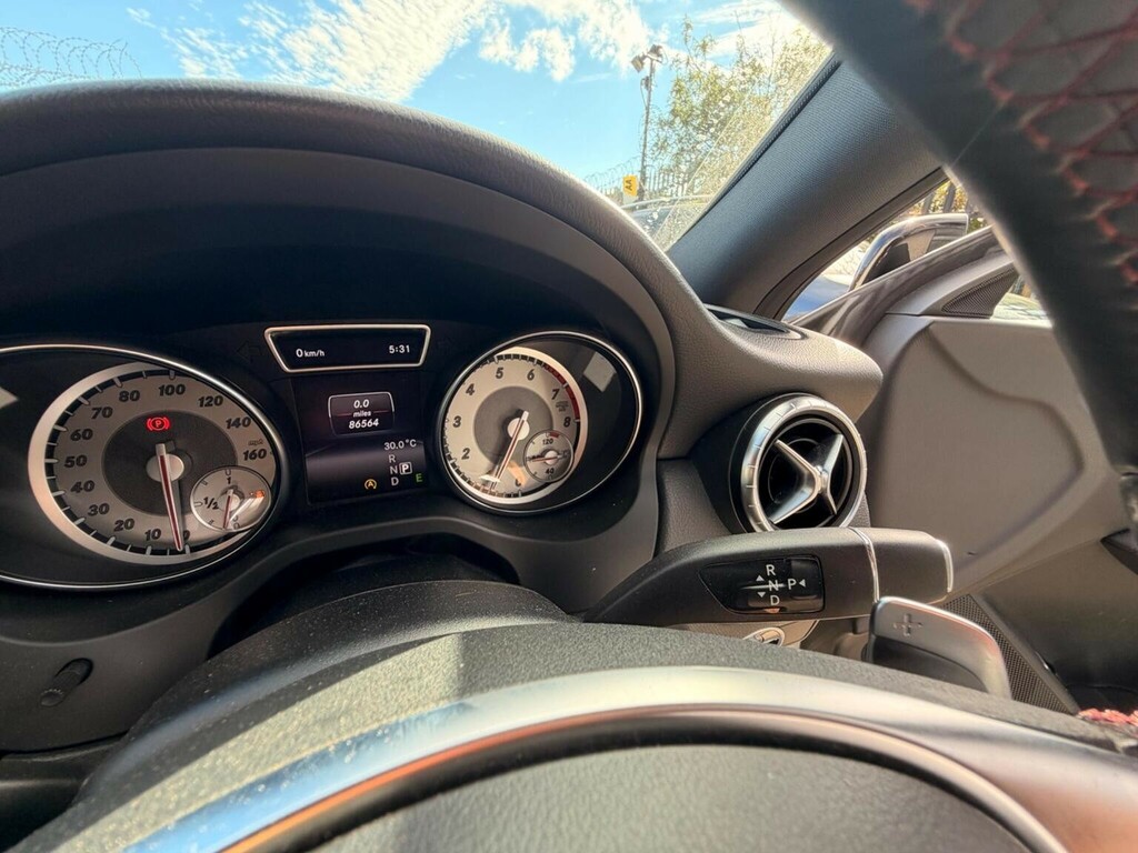 Mercedes-Benz CLA Class Cla180 Amg Sport White #44