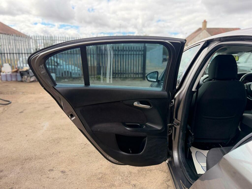 Fiat Tipo 1.4 T-jet Lounge Euro 6 Ss White #25