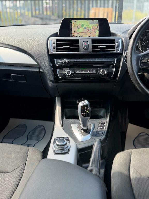 BMW 1 Series 118I 1.5 Sport Nav White #14