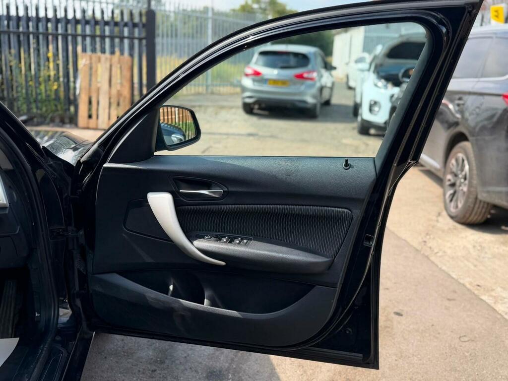 BMW 1 Series 118I 1.5 Sport Nav White #30