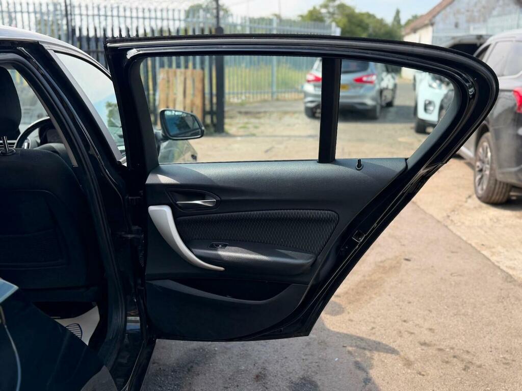 BMW 1 Series 118I 1.5 Sport Nav White #31