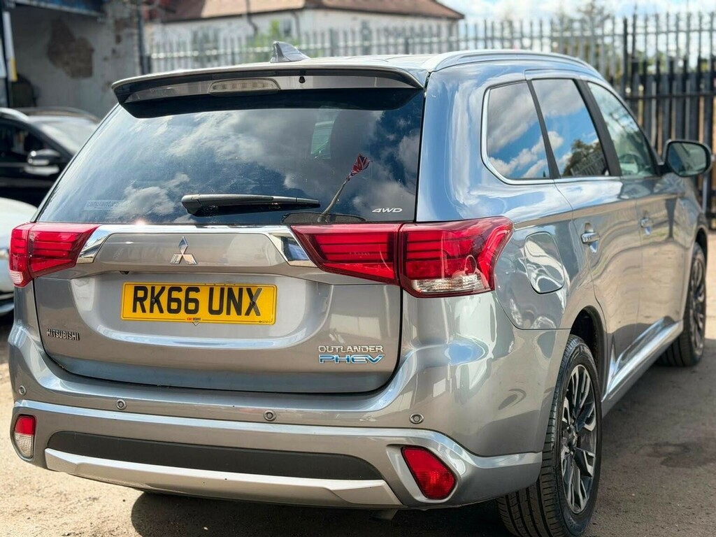 Mitsubishi Outlander 2.0H 12Kwh Gx4hs Cvt 4Wd Euro 6 Ss Grey #9