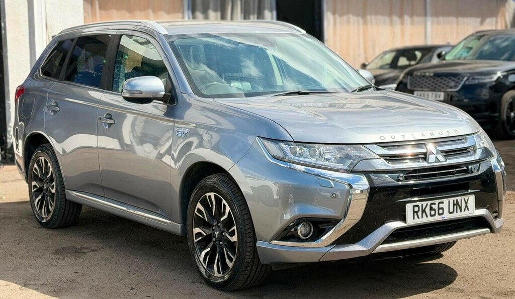 Mitsubishi Outlander 2.0H 12Kwh Gx5hs Cvt 4Wd Euro 6 Ss Grey