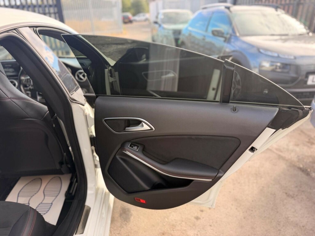 Mercedes-Benz CLA Class 2.1 Cla220 Cdi Amg Sport Coupe 7G-dct Euro 6 Ss White #35