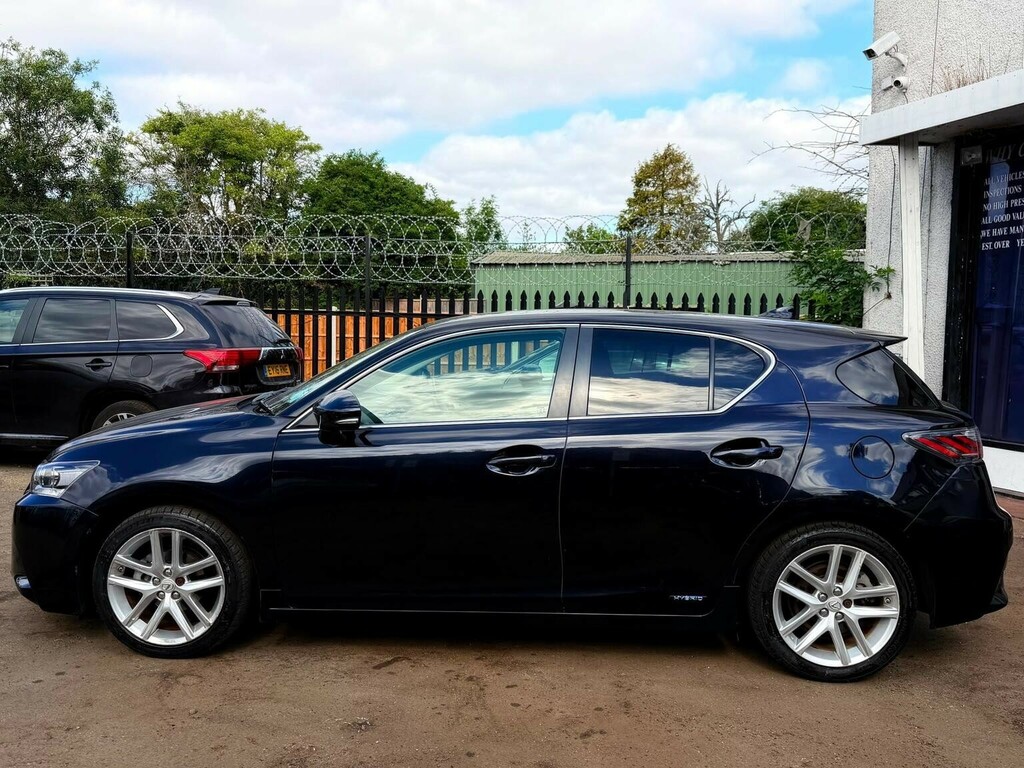 Lexus CT 200H 1.8 F-sport Prem Navsunroof Red #9