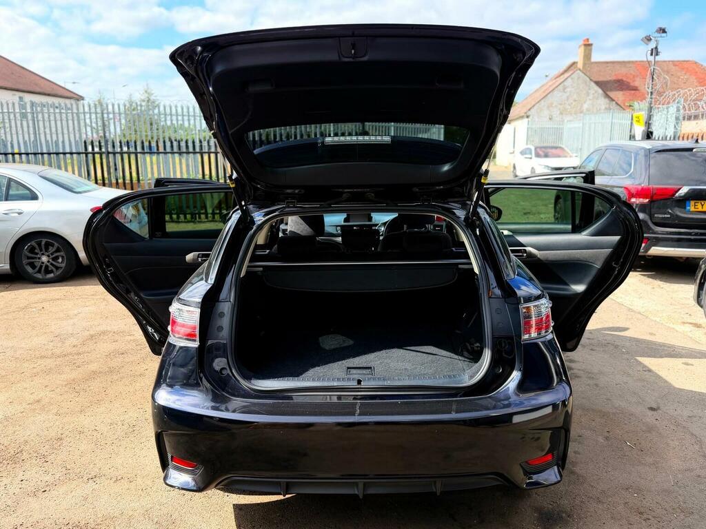 Lexus CT 200H 1.8 F-sport Prem Navsunroof Red #42