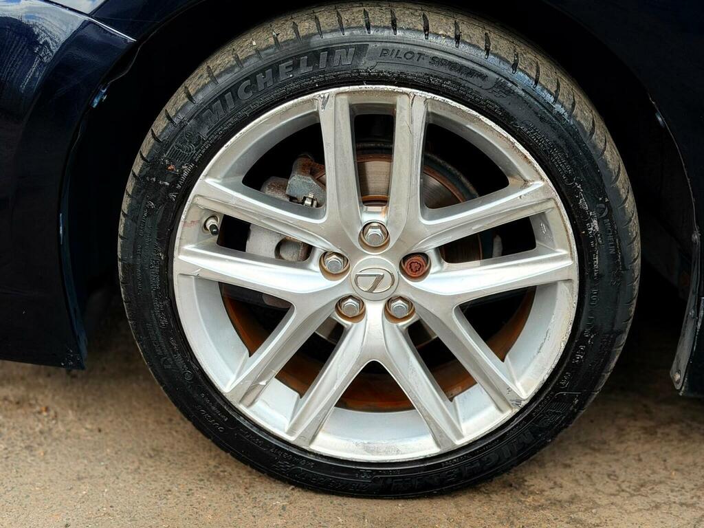 Lexus CT 200H 1.8 F-sport Prem Navsunroof Red #35
