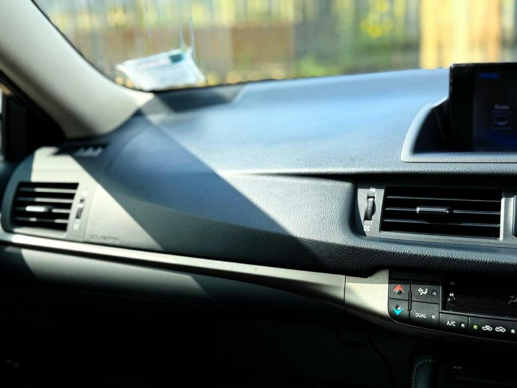 Lexus CT 200H 1.8 F-sport Prem Navsunroof Red #15