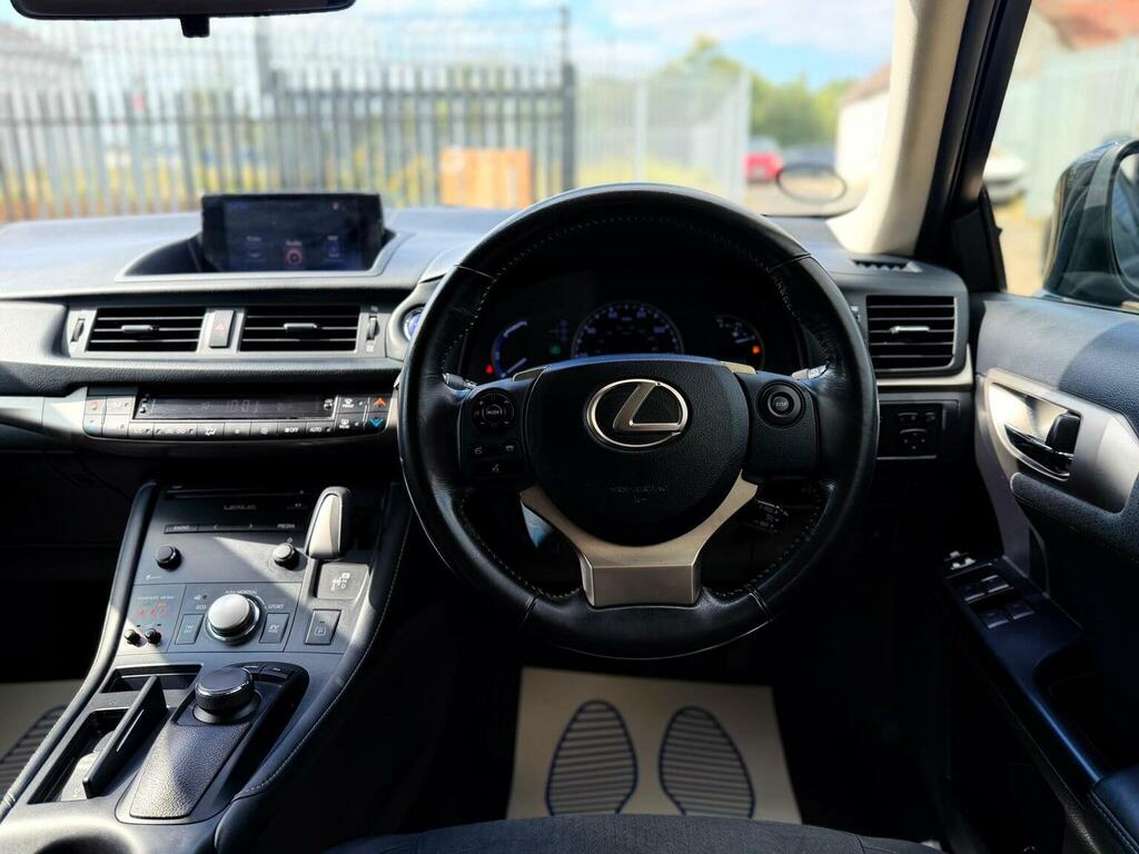 Lexus CT 200H 1.8 F-sport Prem Navsunroof Red #51