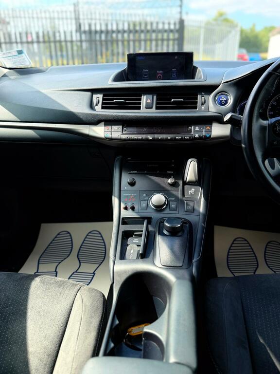 Lexus CT 200H 1.8 F-sport Prem Navsunroof Red #14