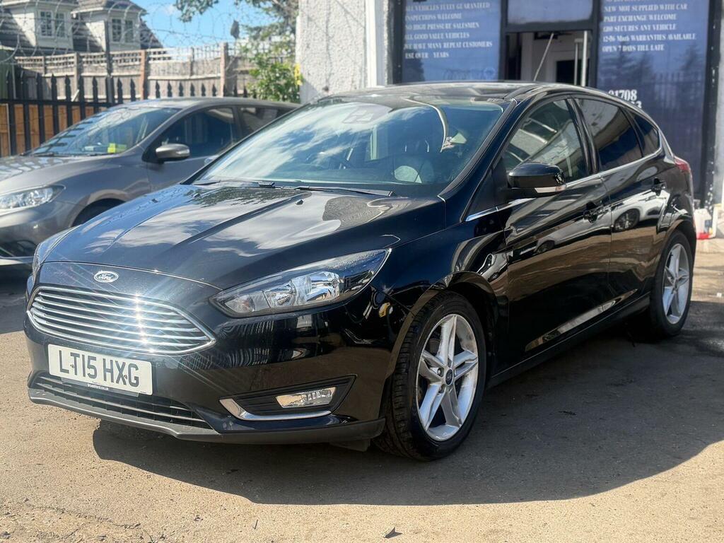 Ford Focus 1.6 Titanium Powershift Euro 6 Black #3