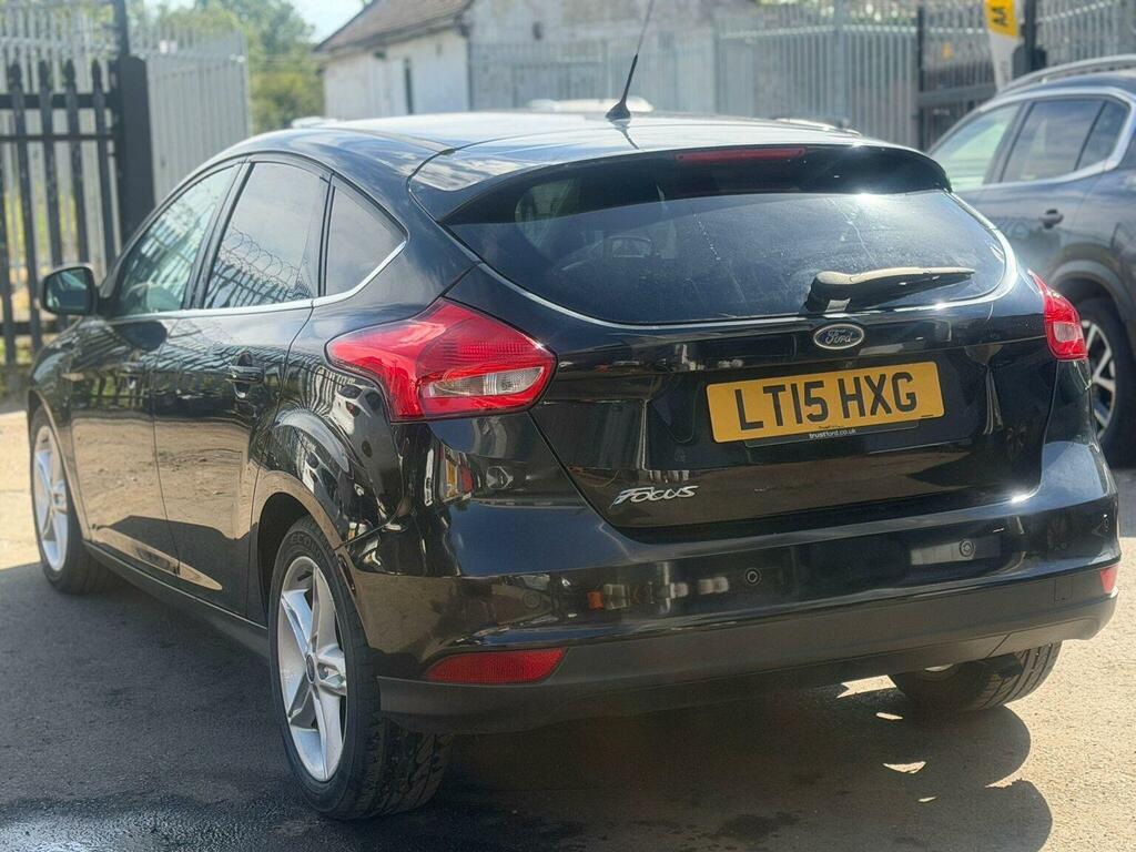 Ford Focus 1.6 Titanium Powershift Euro 6 Black #4