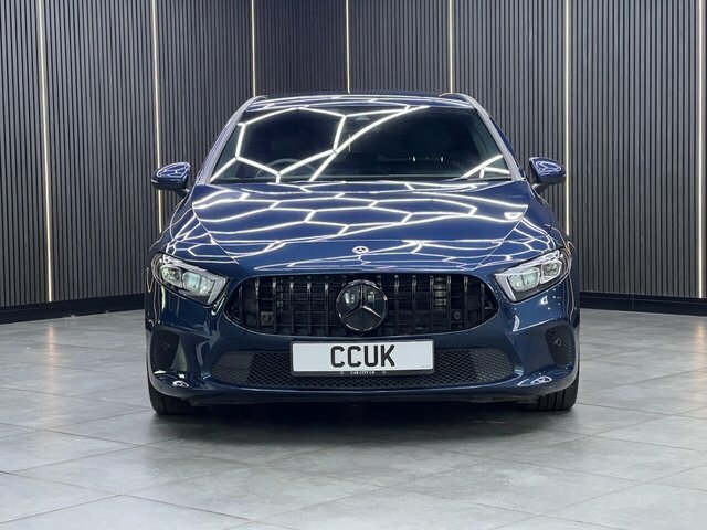 Mercedes-Benz A Class 2.0 A200d Sport Executive Hatchback 8 Blue #2