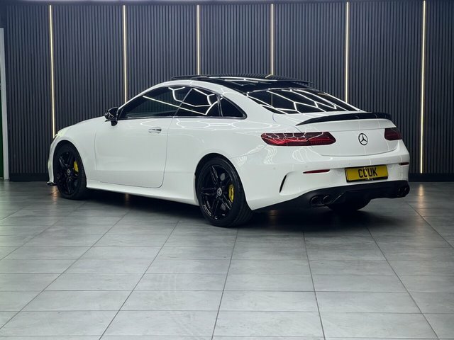 Mercedes-Benz E Class 3.0 E400 V6 Amg Line Premium Coupe G- White #5