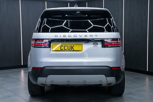 Land Rover Discovery 3 .0 Discovery Hse Black #8