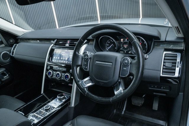 Land Rover Discovery 3 .0 Discovery Hse Black #12