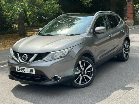 Nissan Qashqai 1.6 Dci Tekna LF66JUW Grey