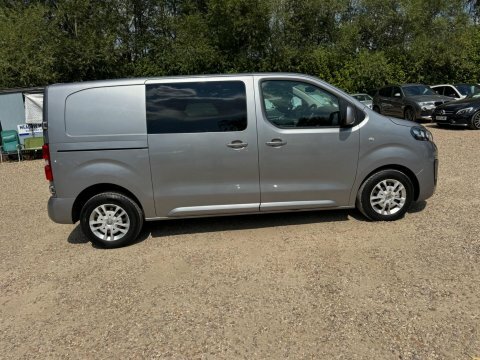 Vauxhall Vivaro 3100 2.0D 120Ps Sportive H1 Van White #13