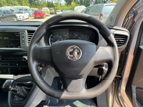 Vauxhall Vivaro 3100 2.0D 120Ps Sportive H1 Van White #25