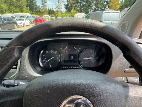 Vauxhall Vivaro 3100 2.0D 120Ps Sportive H1 Van White #35