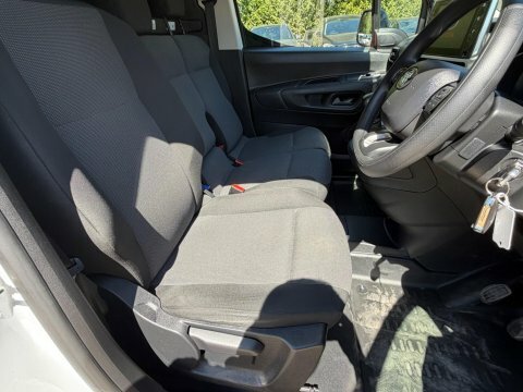 Toyota Proace City Panel Van 1.5 Bluehdi Active, Cambelt Replaced, 1 Grey #38