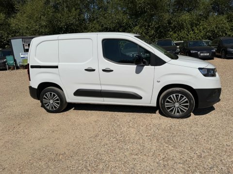 Toyota Proace City Panel Van 1.5 Bluehdi Active, Cambelt Replaced, 1 Grey #19
