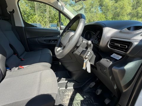 Toyota Proace City Panel Van 1.5 Bluehdi Active, Cambelt Replaced, 1 Grey #35