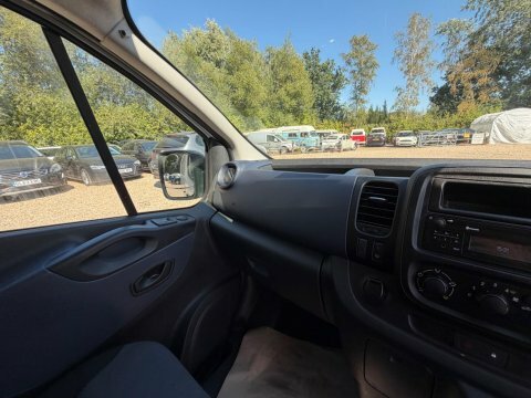 Vauxhall Vivaro Vivaro 2900 Sportive Bi-t Cdti Ecoflex Ss White #33