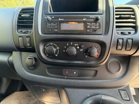 Vauxhall Vivaro Vivaro 2900 Sportive Bi-t Cdti Ecoflex Ss White #32