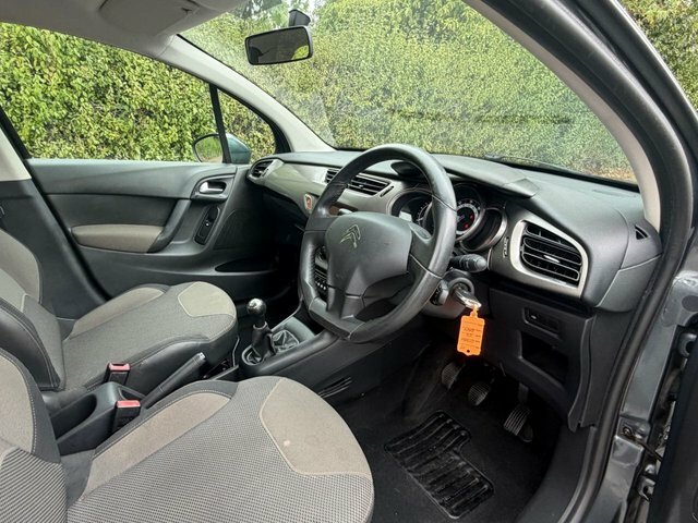Citroen C3 1.4 Hdi Vtr Hatchback Euro 5 7 Red #16