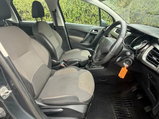 Citroen C3 1.4 Hdi Vtr Hatchback Euro 5 7 Red #17