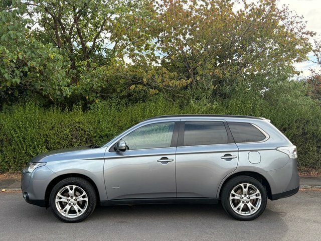 Mitsubishi Outlander 2.2 Di-d Gx5 Suv 4Wd Euro 5 S S Black #6