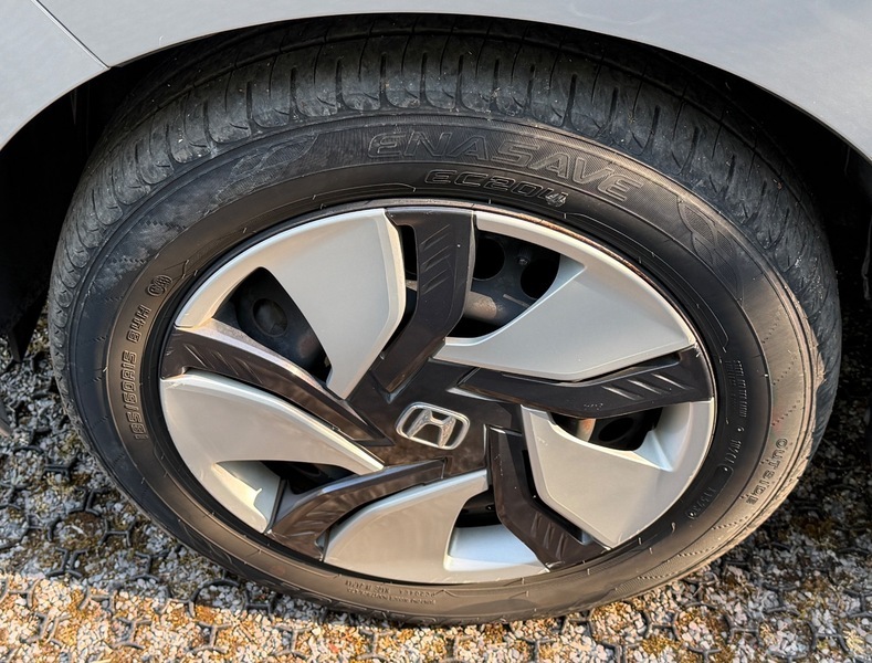 Honda Fit 1.5 Hybrid Silver #16