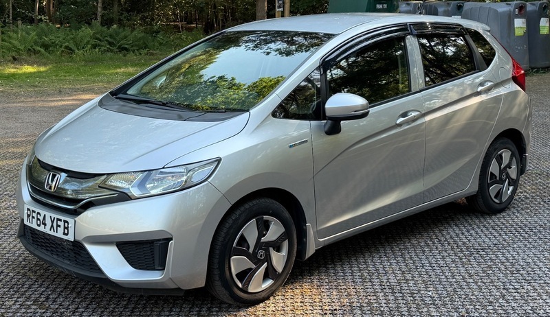 Honda Fit 1.5 Hybrid Silver #10