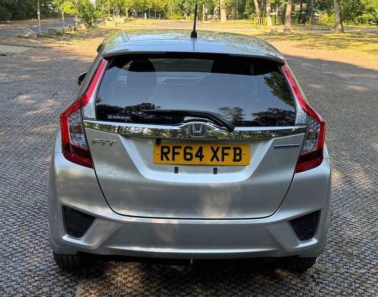 Honda Fit 1.5 Hybrid Silver #7