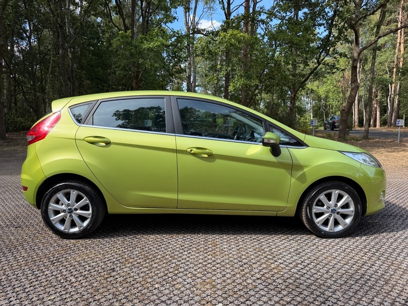 Ford Fiesta Zetec Green #5