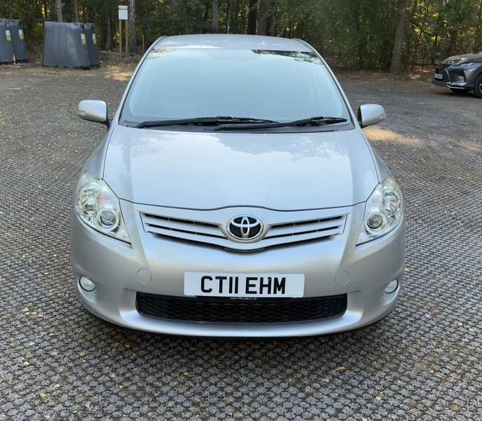 Toyota Auris 1.8 Vvt-h T4 Cvt Euro 5 Ss White #13