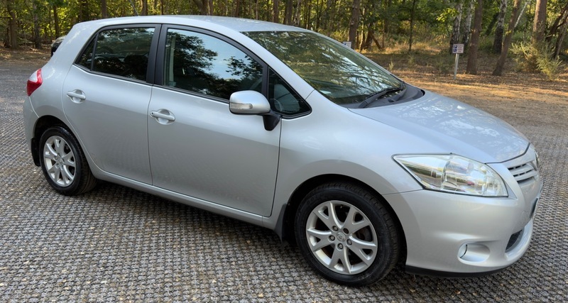 Toyota Auris 1.8 Vvt-h T4 Cvt Euro 5 Ss White #8