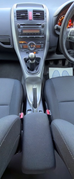 Toyota Auris 1.8 Vvt-h T4 Cvt Euro 5 Ss White #32