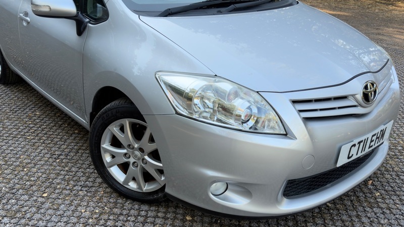 Toyota Auris 1.8 Vvt-h T4 Cvt Euro 5 Ss White #25