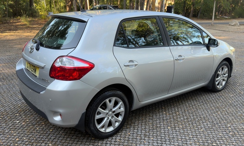 Toyota Auris 1.8 Vvt-h T4 Cvt Euro 5 Ss White #10