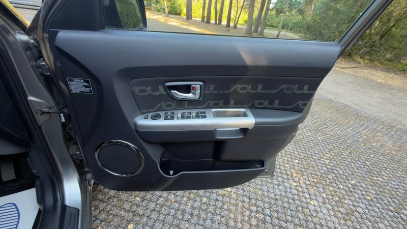 Kia Soul 1.6 Crdi 2 Suv Euro 5 126 Bhp Silver #25