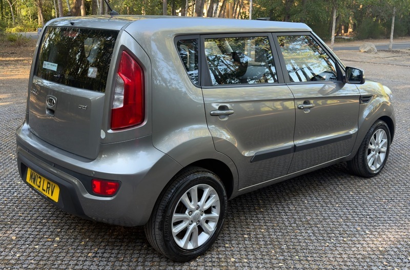 Kia Soul 1.6 Crdi 2 Suv Euro 5 126 Bhp Silver #9