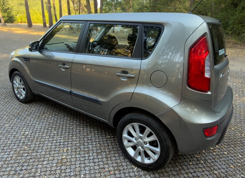 Kia Soul 1.6 Crdi 2 Suv Euro 5 126 Bhp Silver #8