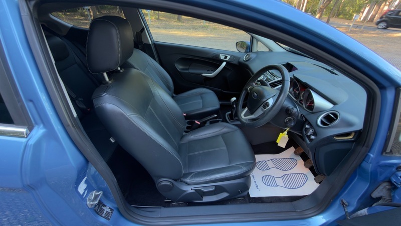 Ford Fiesta Titanium Blue #3