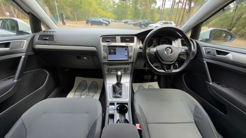Volkswagen Golf Hatchback White #3