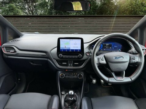 Ford Fiesta 1.5 Fiesta St-3 Red #4